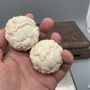 猛犸象牙雕刻十二生肖手球，独特工艺，收藏与装饰两相宜