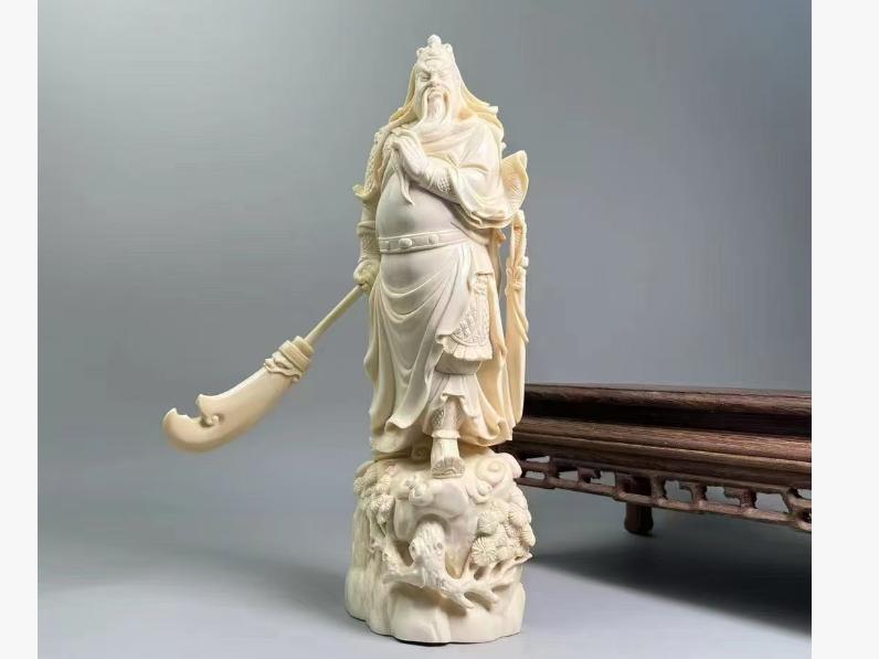 猛犸象牙会开裂吗？怎么保养才能越戴越亮？