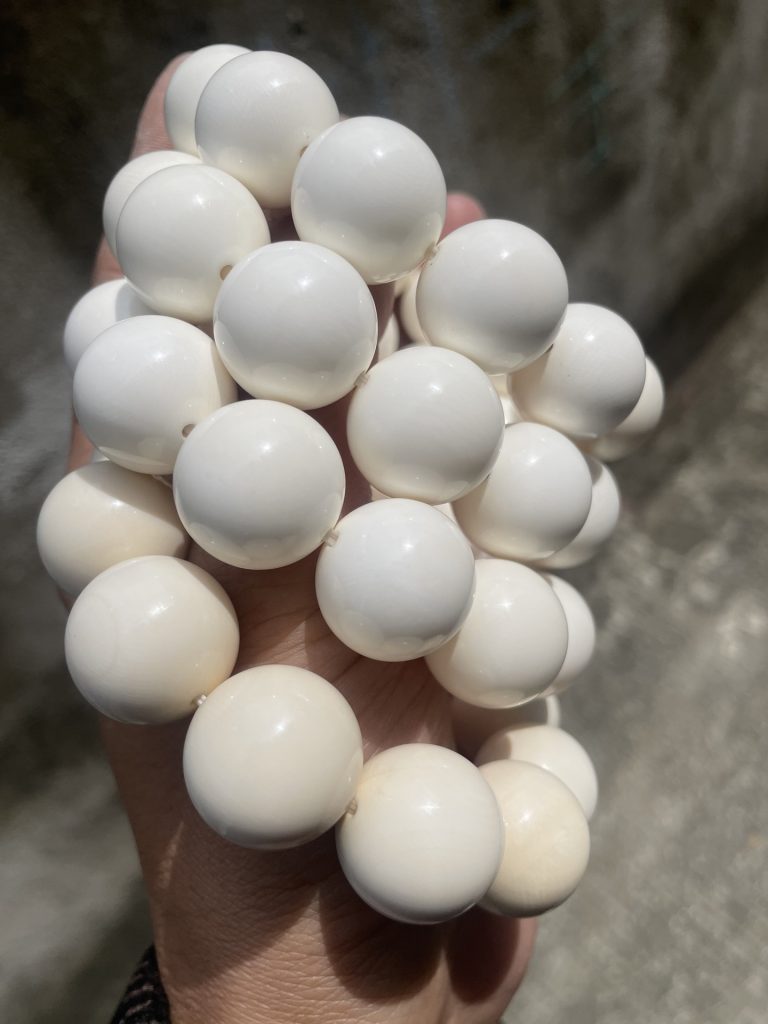 猛犸象牙手串的功效与作用有哪些？为什么越来越多人收藏猛犸象牙手串