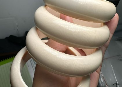 戴猛犸象牙镯子对身体有什么好处？真实分析佩戴价值与日常保养